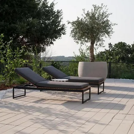 Luxury With A Swimming Pool Mugeba, - 26016 Вилла *
